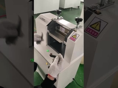 La forma pneumatica della testa di legno muore taglierina del campione per tagliare l'esemplare del cavo